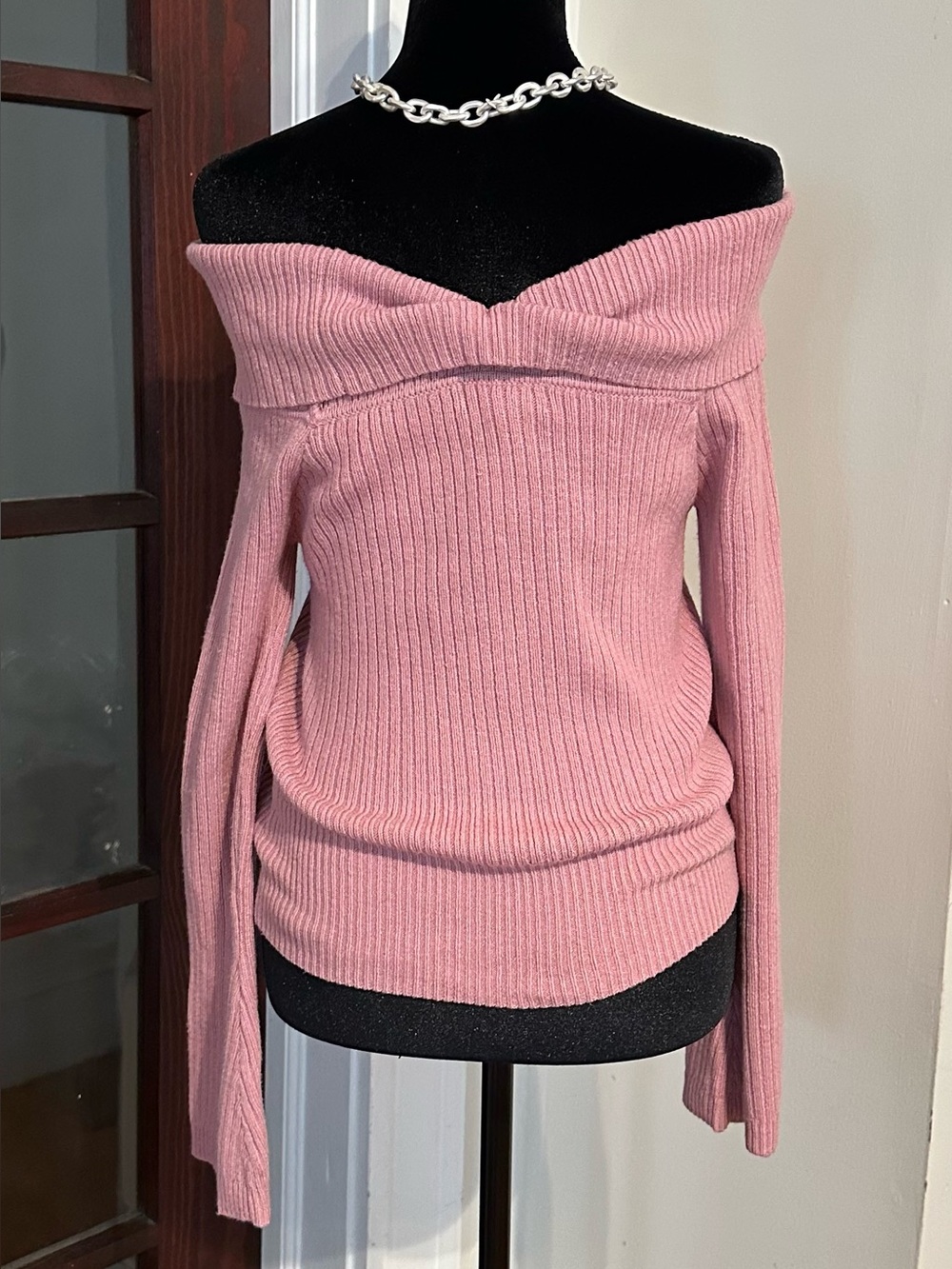NEW Hooked ๐ค Up~Dusty Rose~Off The Shoulder Ribbed Sweater (M) - Picture 4 of 6
